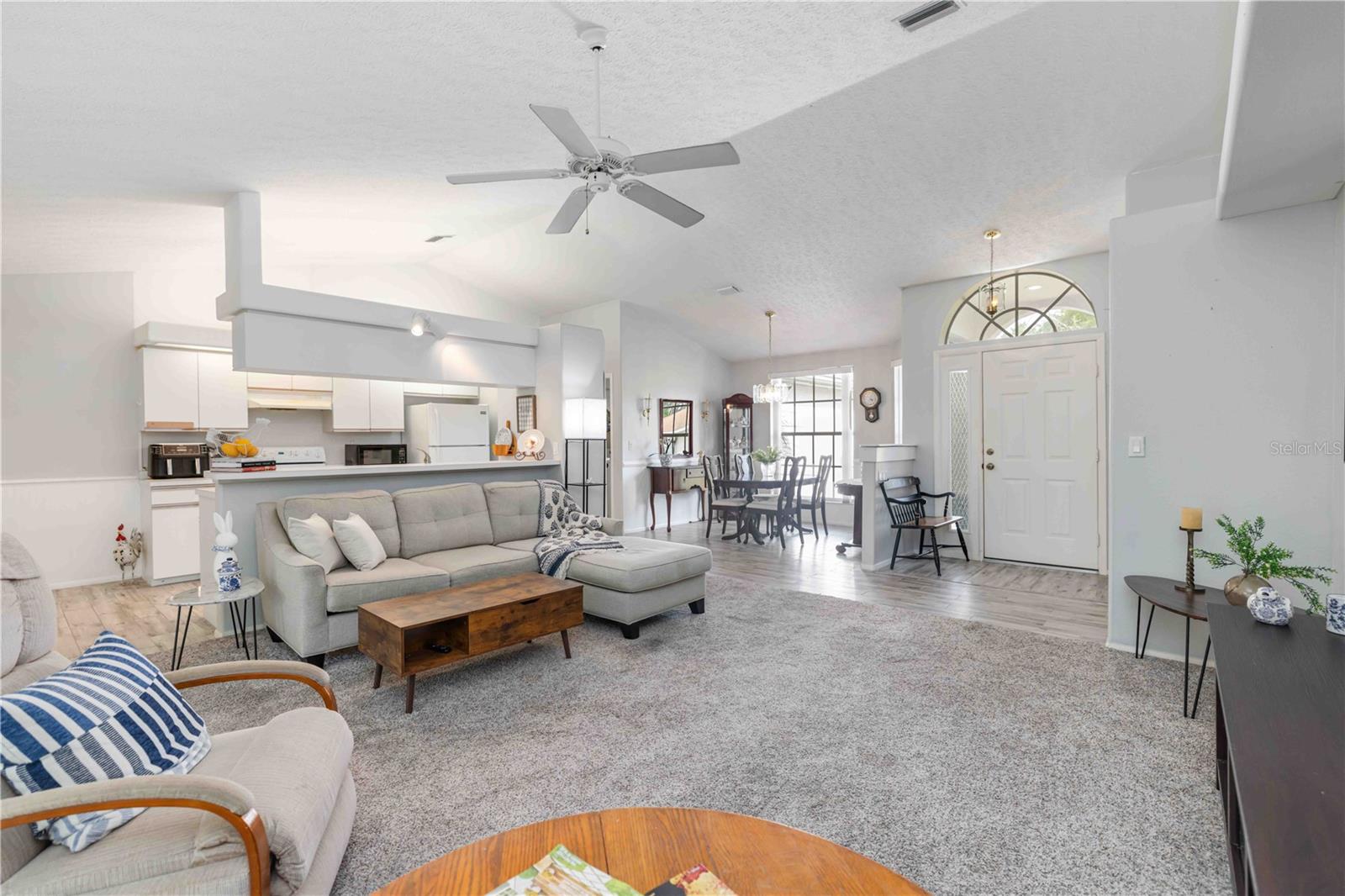 RIVER HEIGHTS - Residential