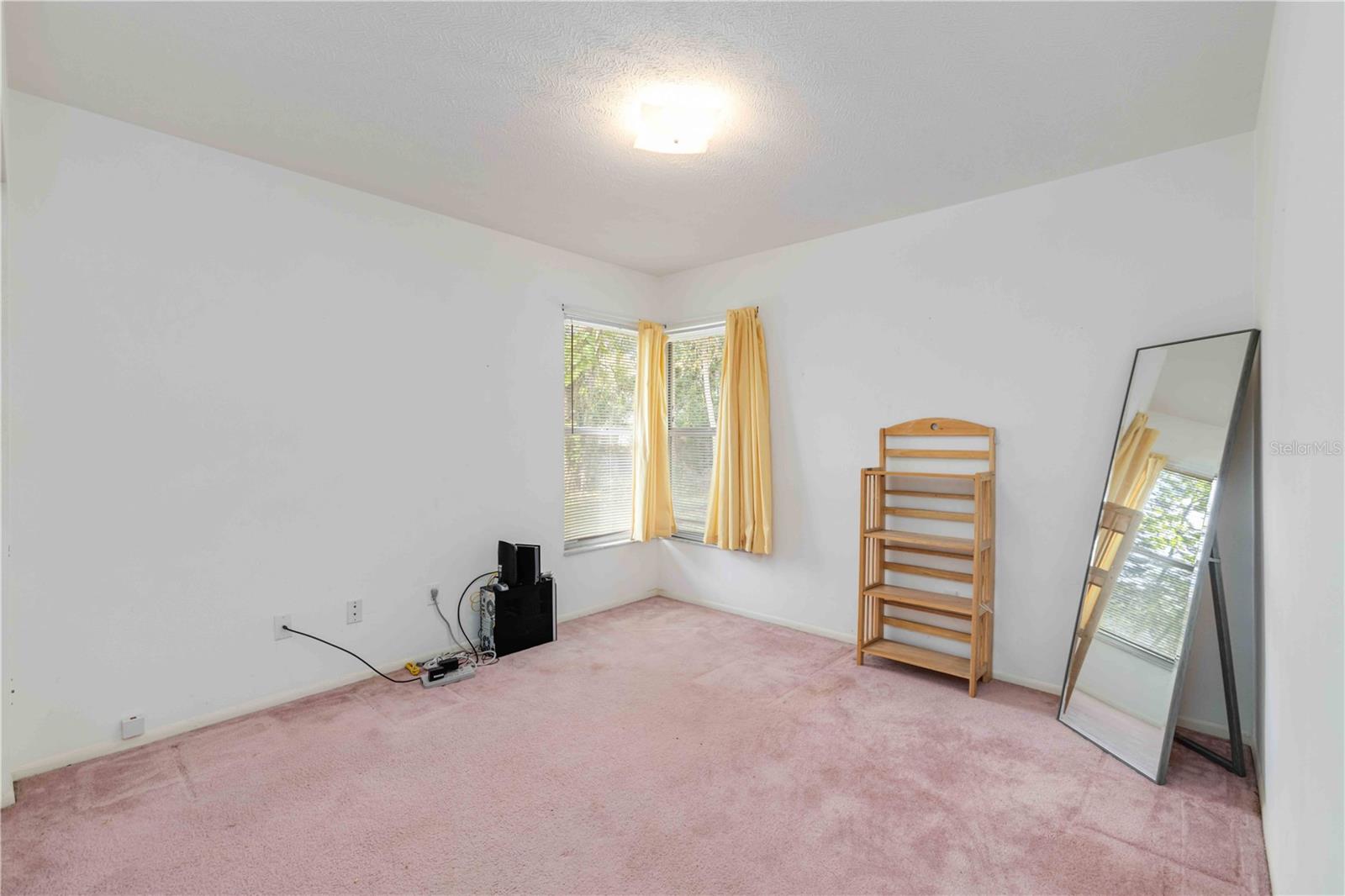 RIVER HEIGHTS - Residential