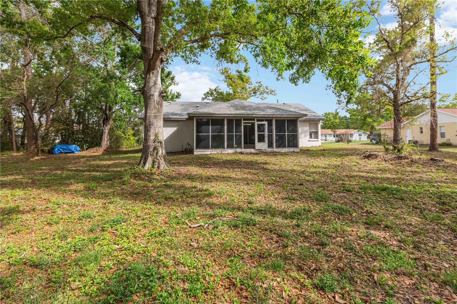 RIVER HEIGHTS - Residential