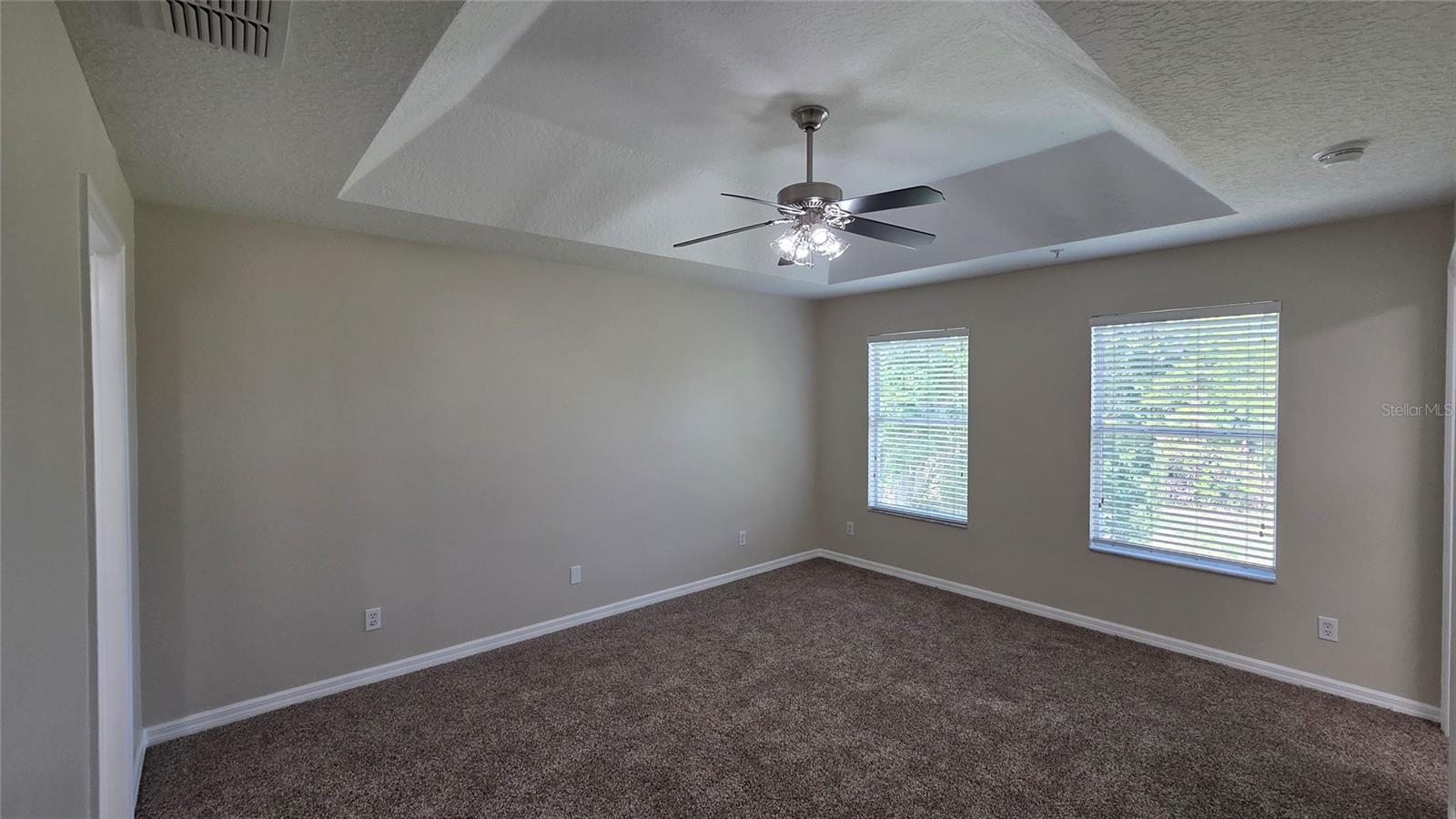 HARBOR WINDS - Residential