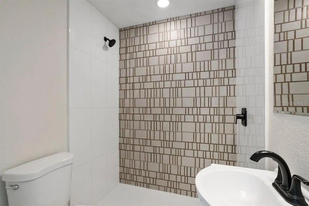 WILDWOOD SUB - Residential Income