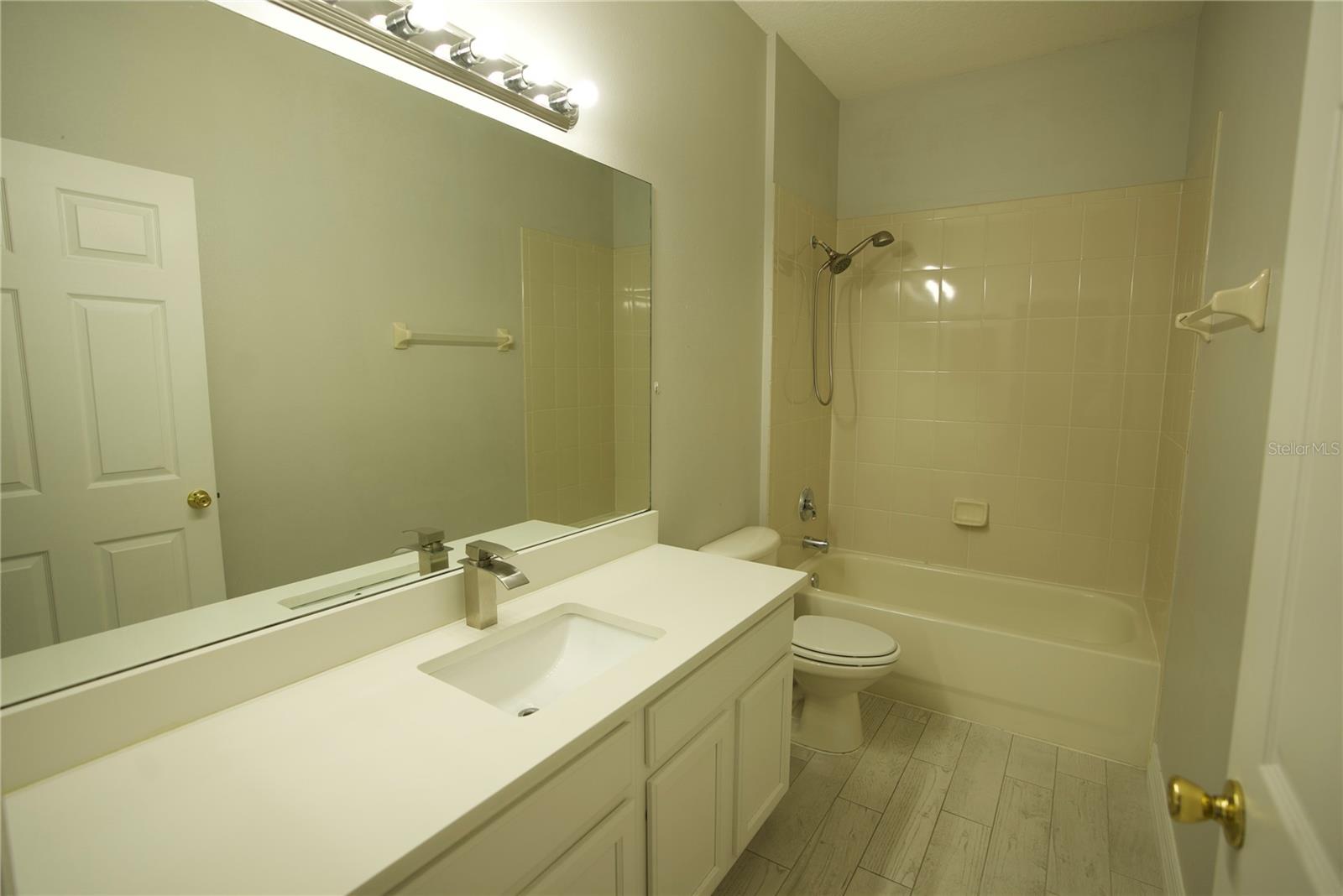 EDEN ISLE 52/9 LOT 173 - Residential