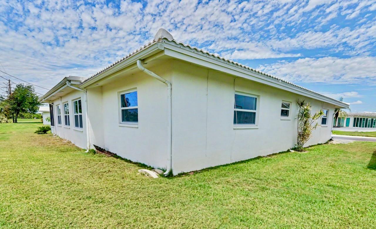 MAINLANDS OF TAMARAC BY THE GULF UNIT 4 CONDO - Residential