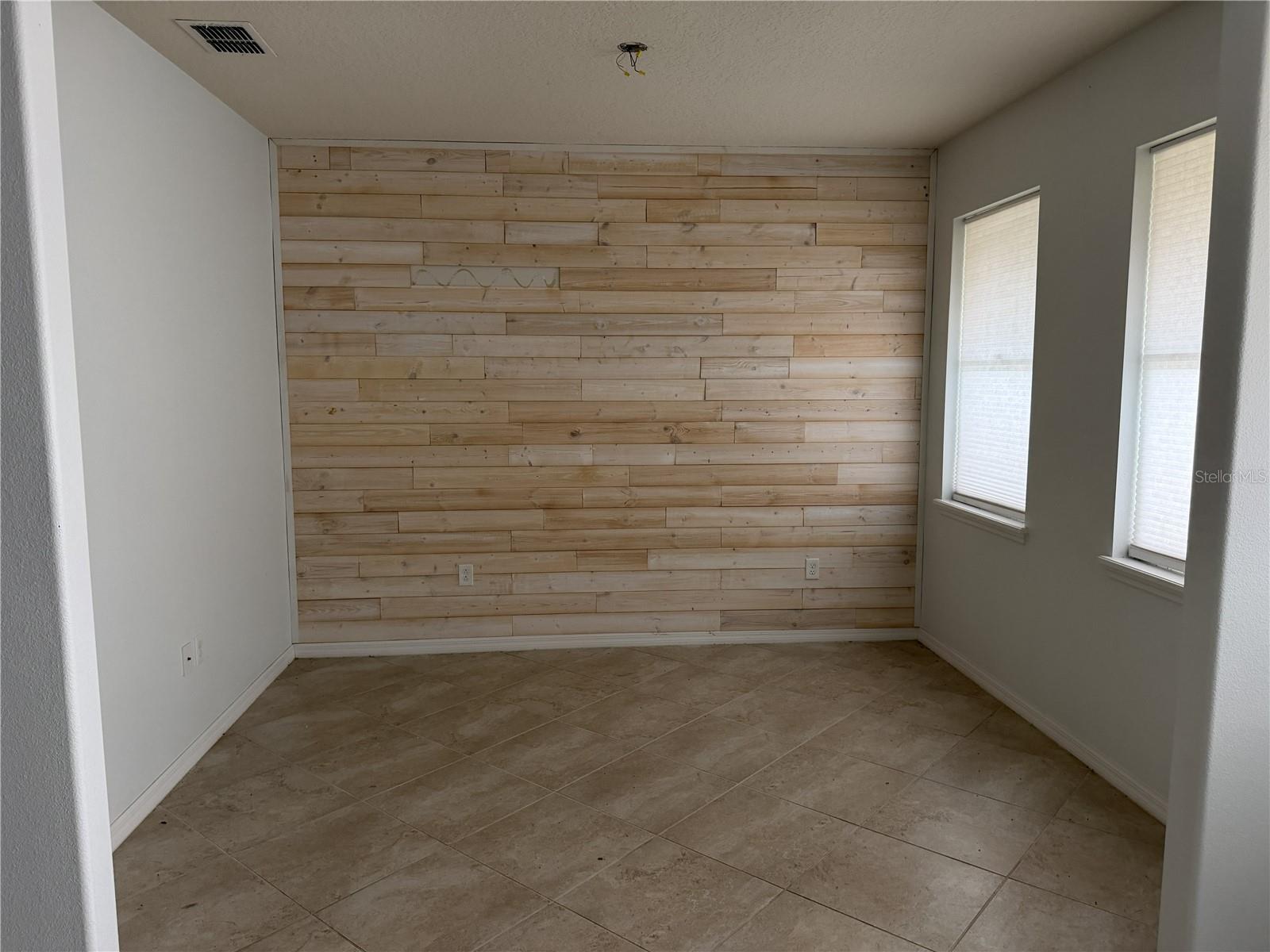 2615 PALISADE BOULEVARD