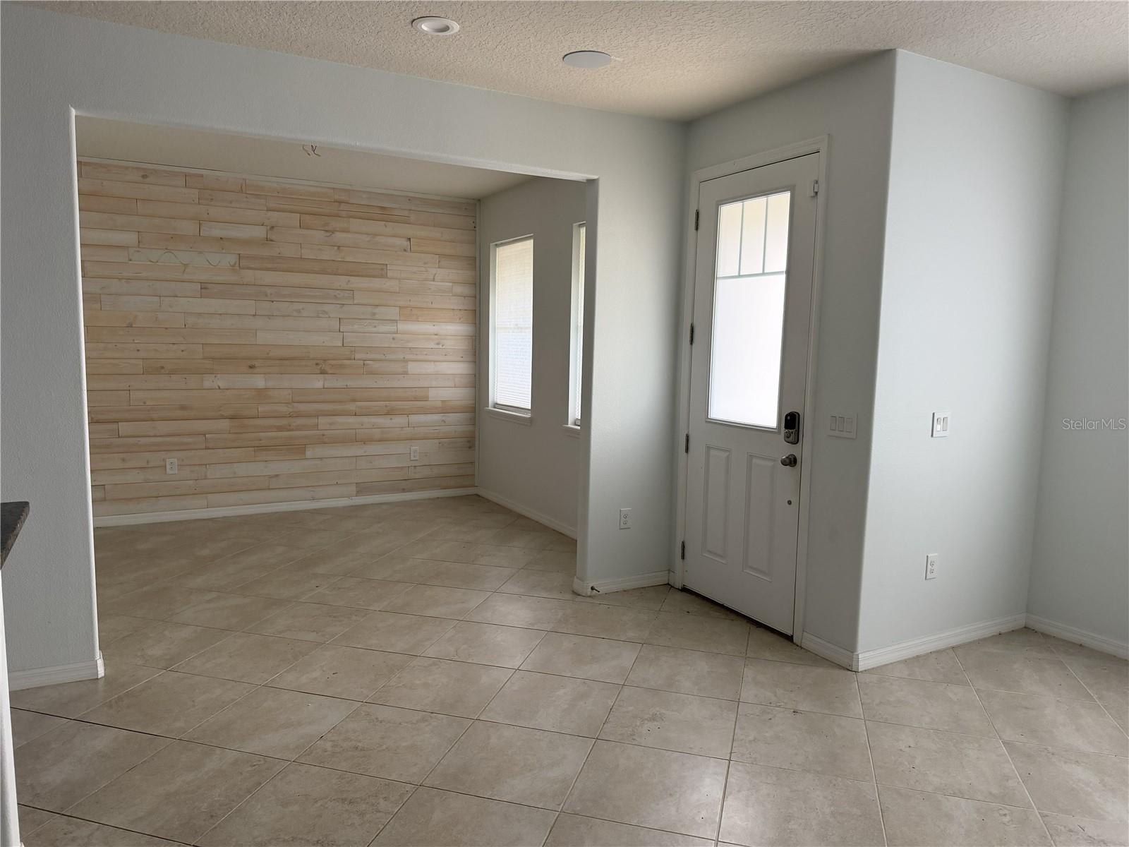 2615 PALISADE BOULEVARD