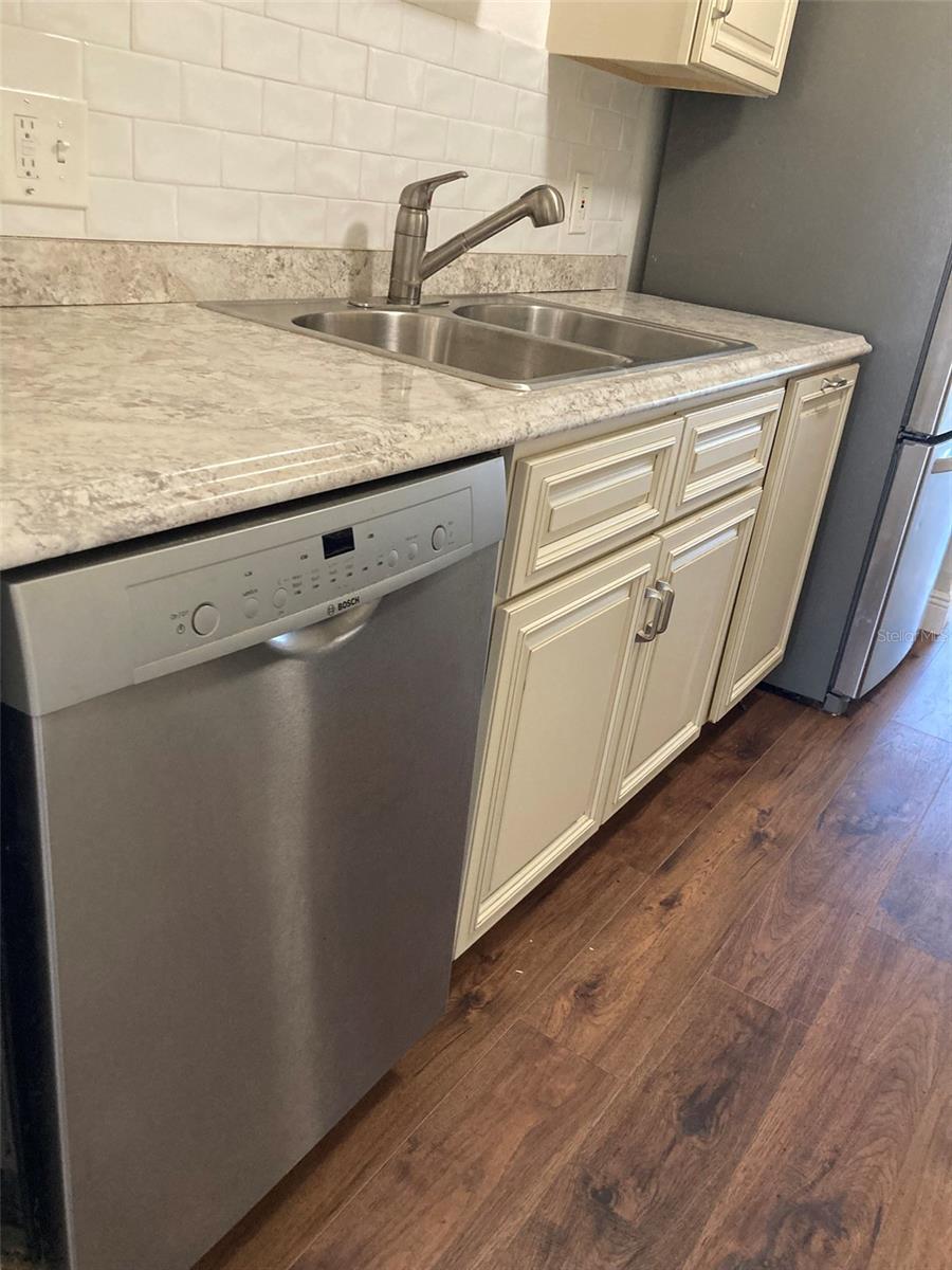 FIVE TOWNS OF ST PETE - Residential