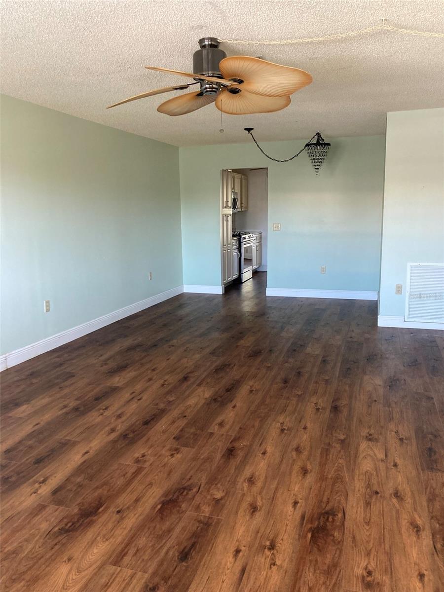 FIVE TOWNS OF ST PETE - Residential