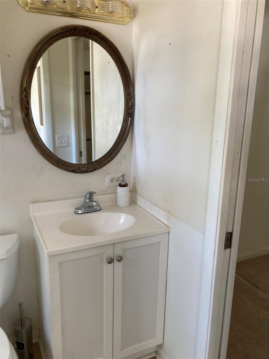 FIVE TOWNS OF ST PETE - Residential