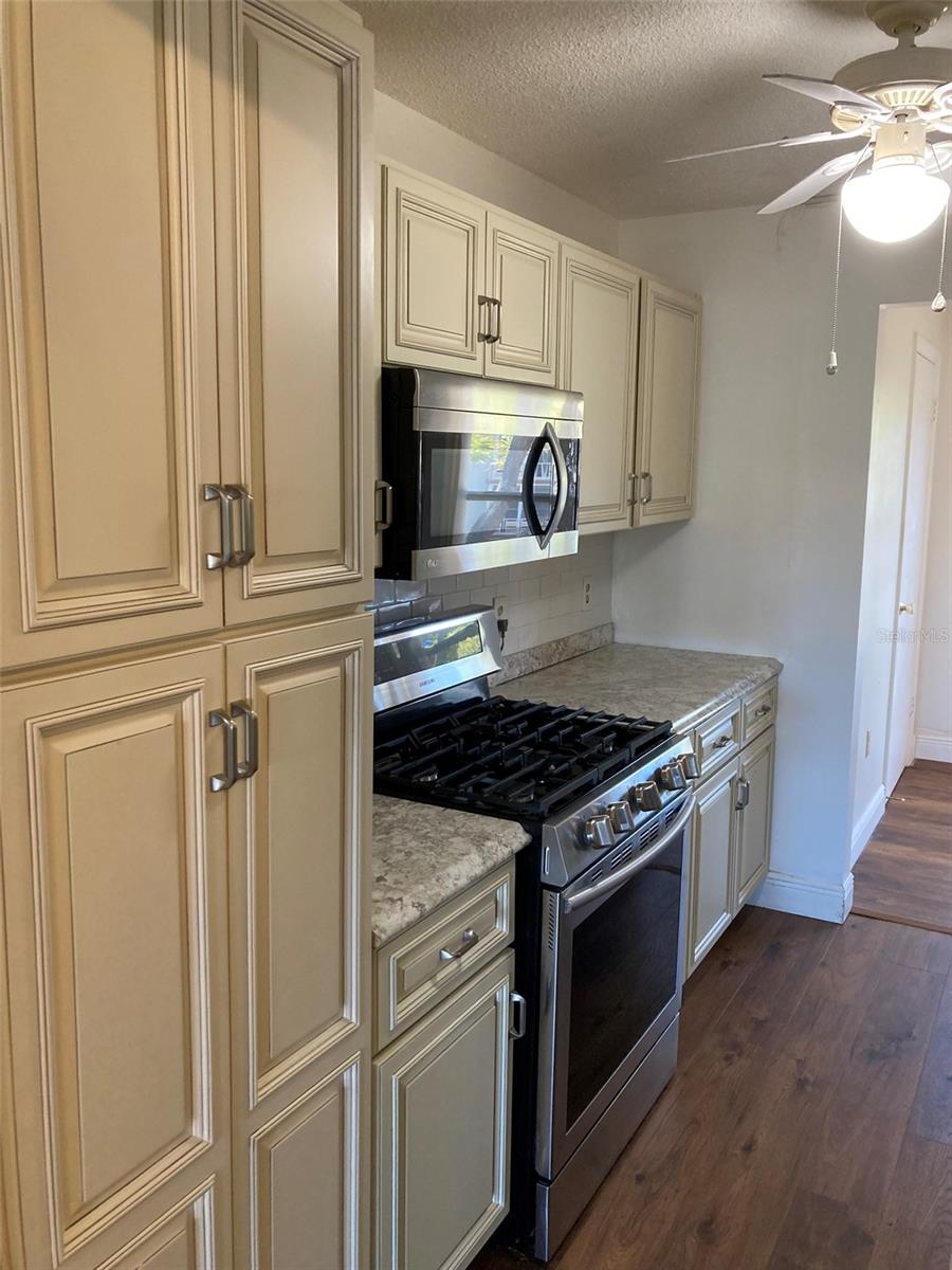 FIVE TOWNS OF ST PETE - Residential