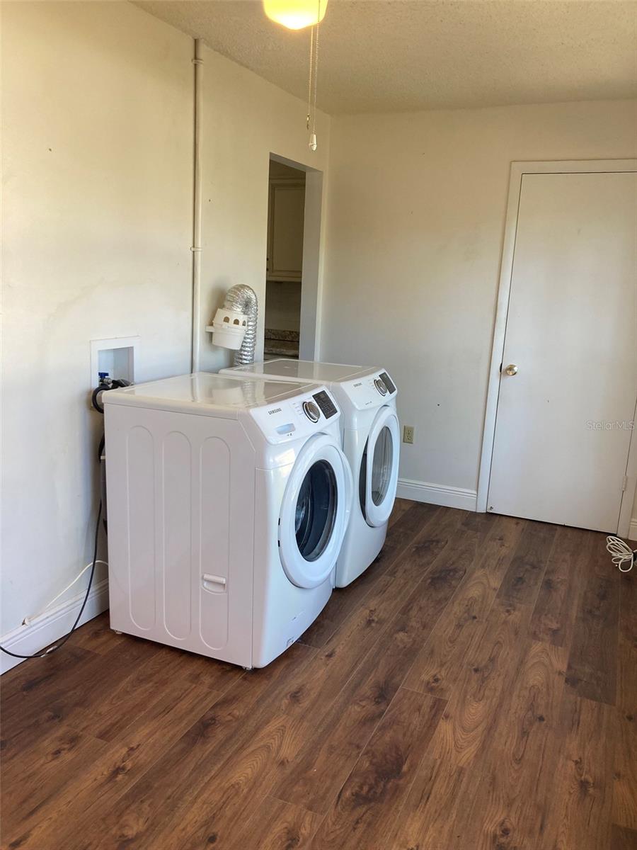 FIVE TOWNS OF ST PETE - Residential