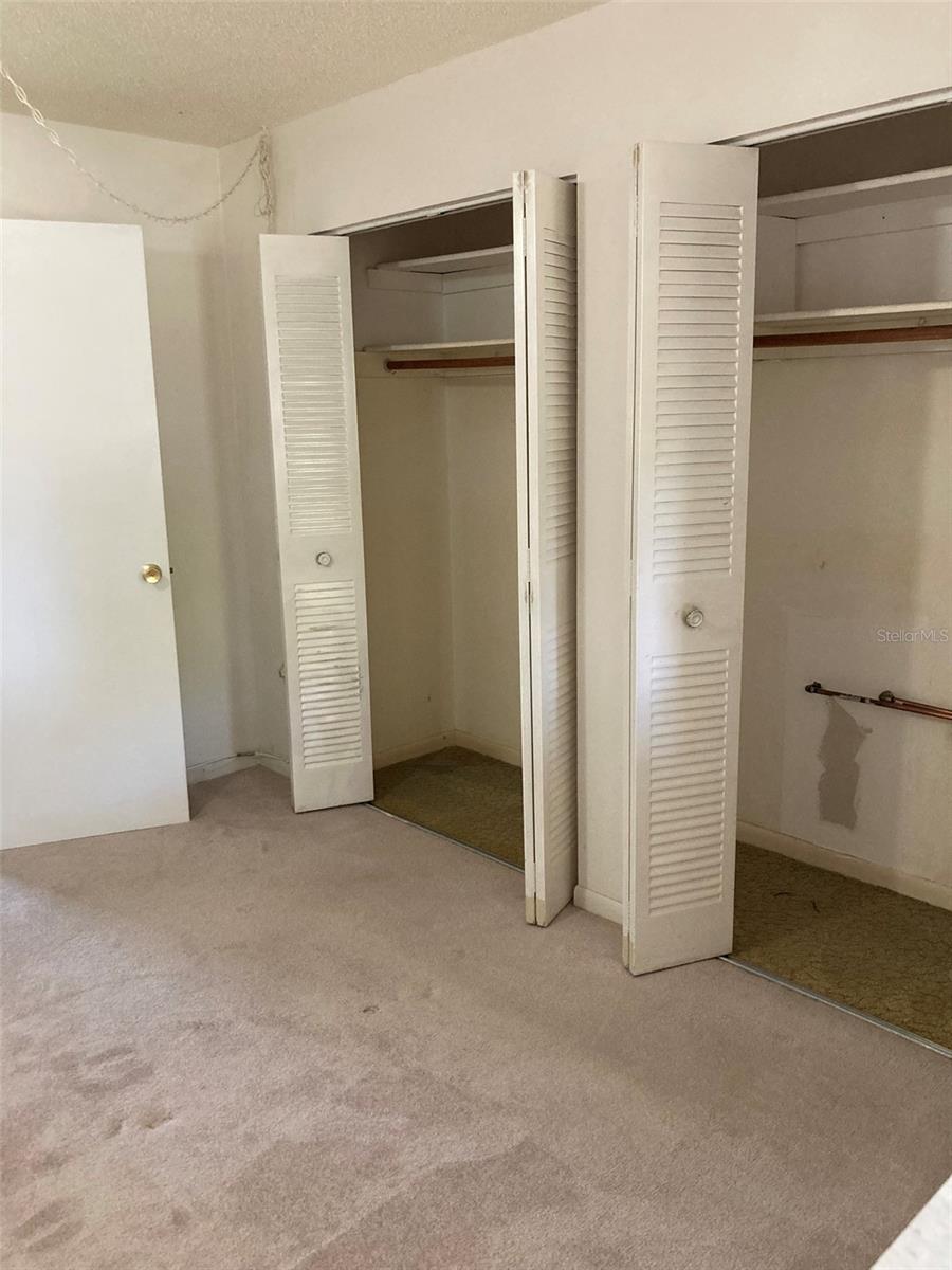 FIVE TOWNS OF ST PETE - Residential