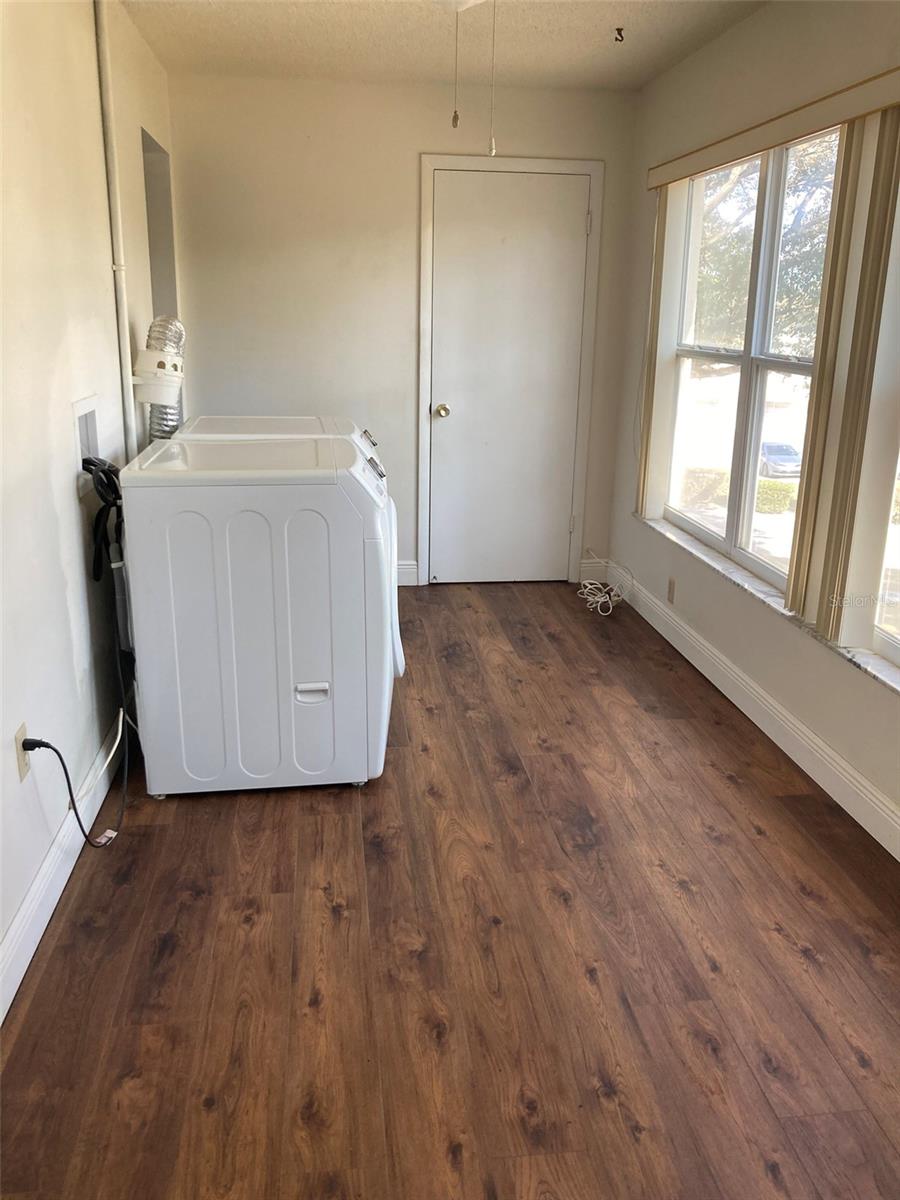 FIVE TOWNS OF ST PETE - Residential