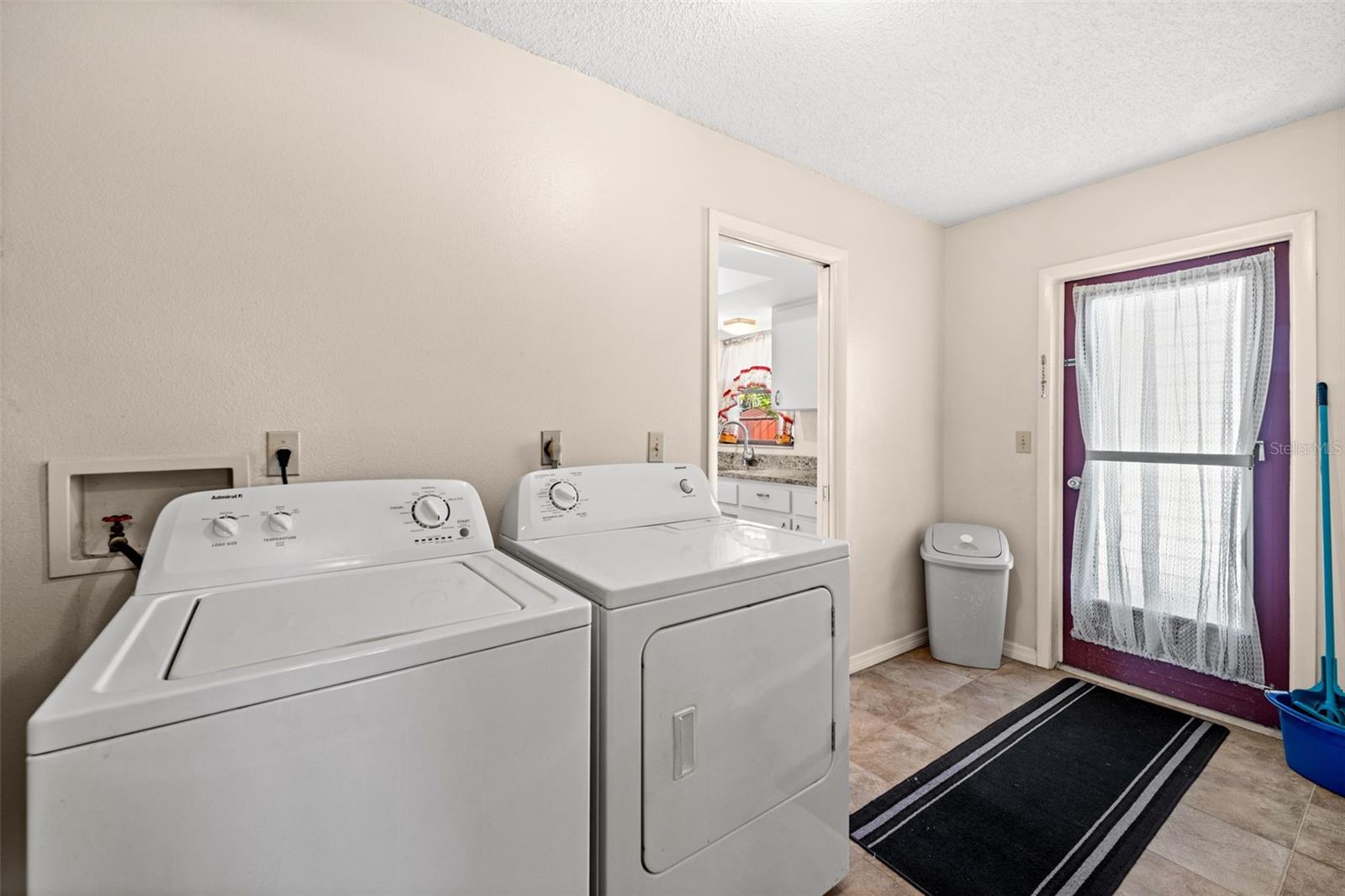 SOUTH VENICE UNIT 32 - Residential