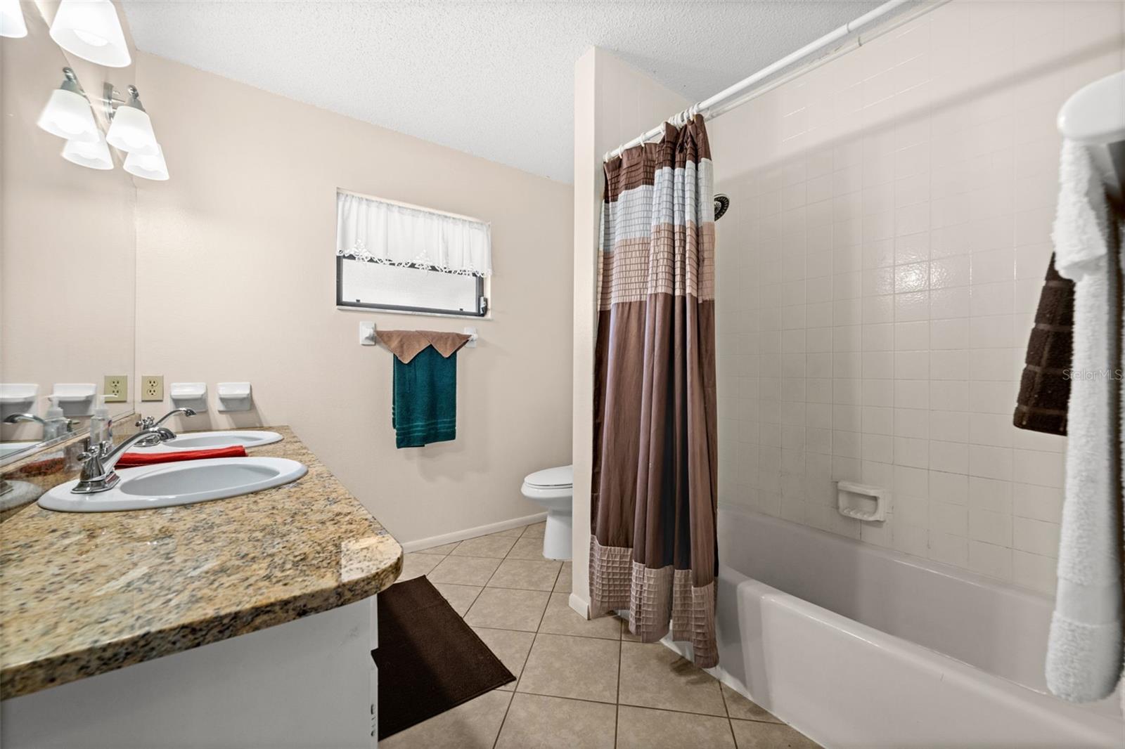 SOUTH VENICE UNIT 32 - Residential