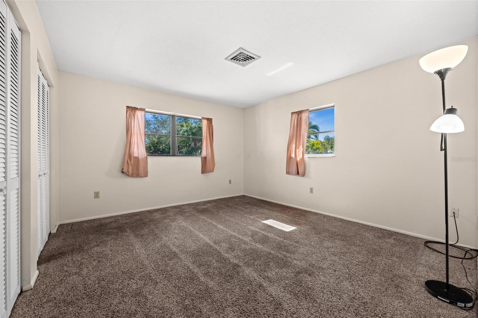 SOUTH VENICE UNIT 32 - Residential