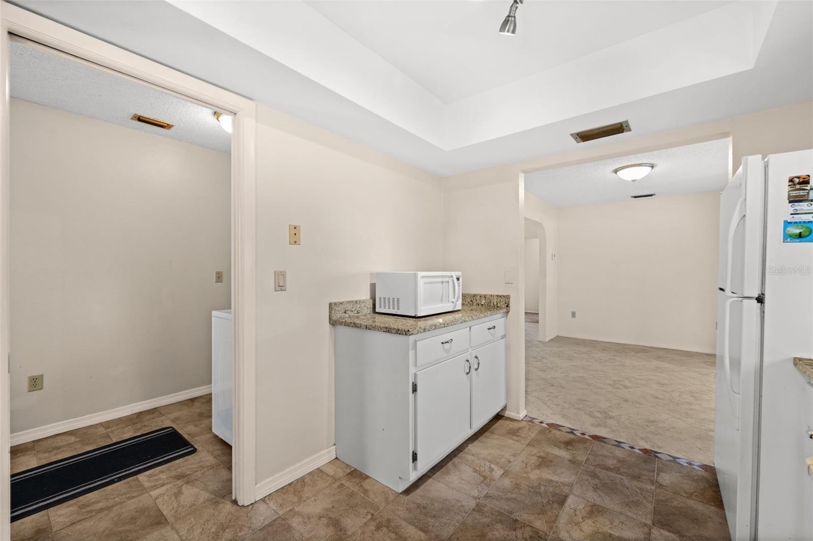 SOUTH VENICE UNIT 32 - Residential