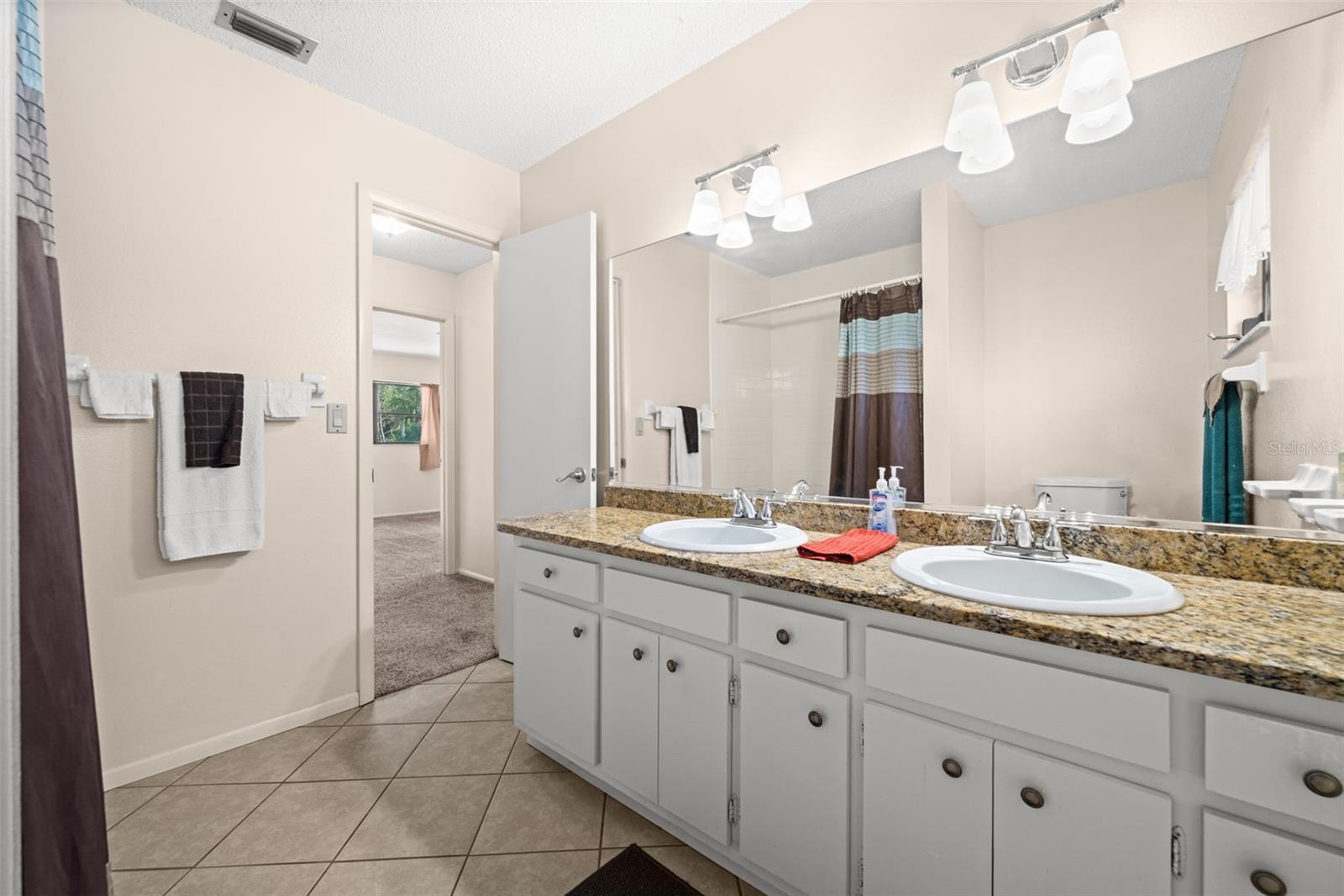 SOUTH VENICE UNIT 32 - Residential