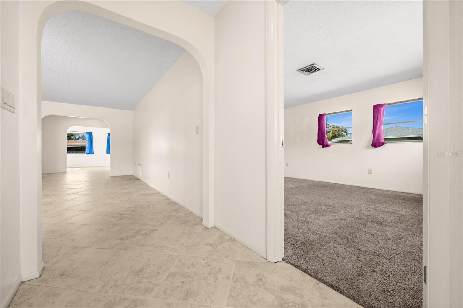 SOUTH VENICE UNIT 32 - Residential