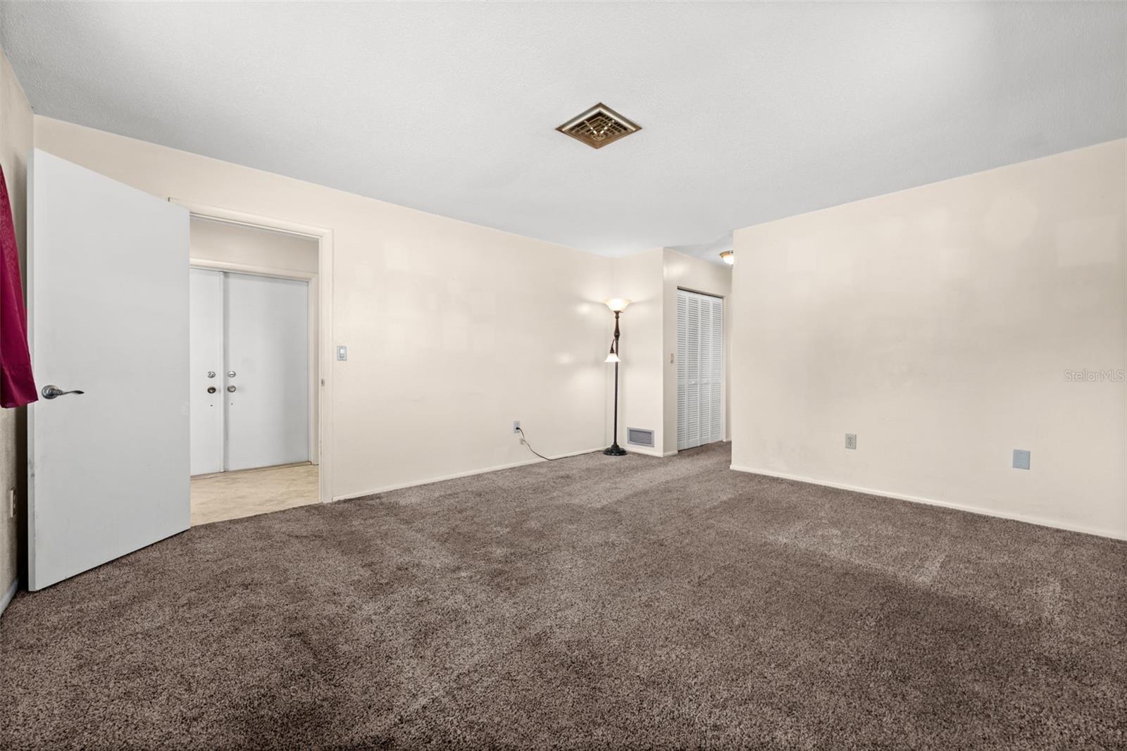 SOUTH VENICE UNIT 32 - Residential