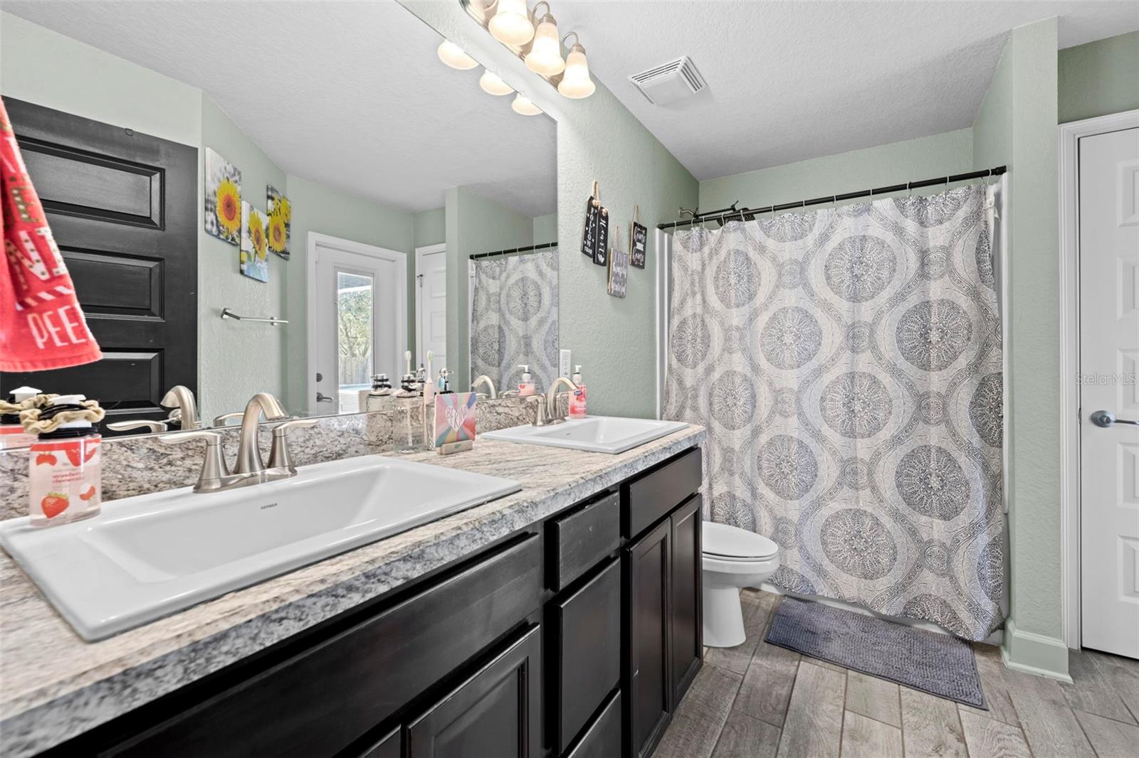 ROYAL HIGHLANDS UNIT 6 - Residential