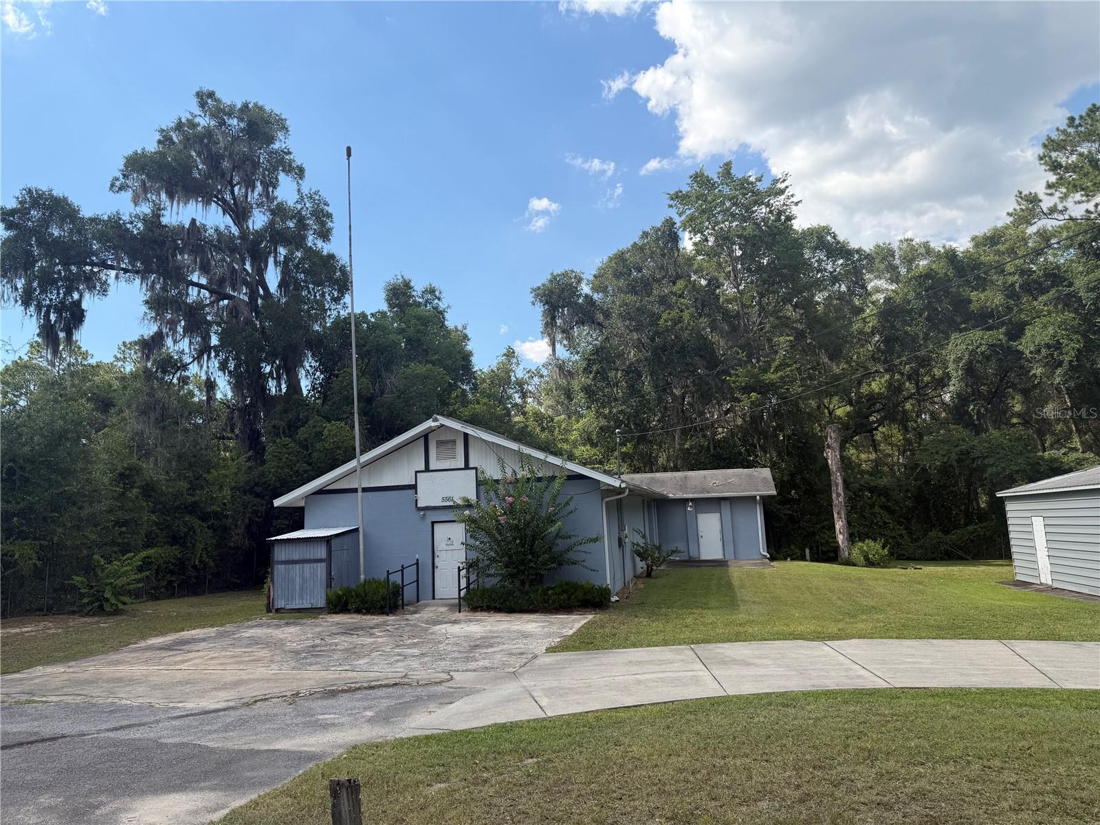 5561 NE 35TH STREET