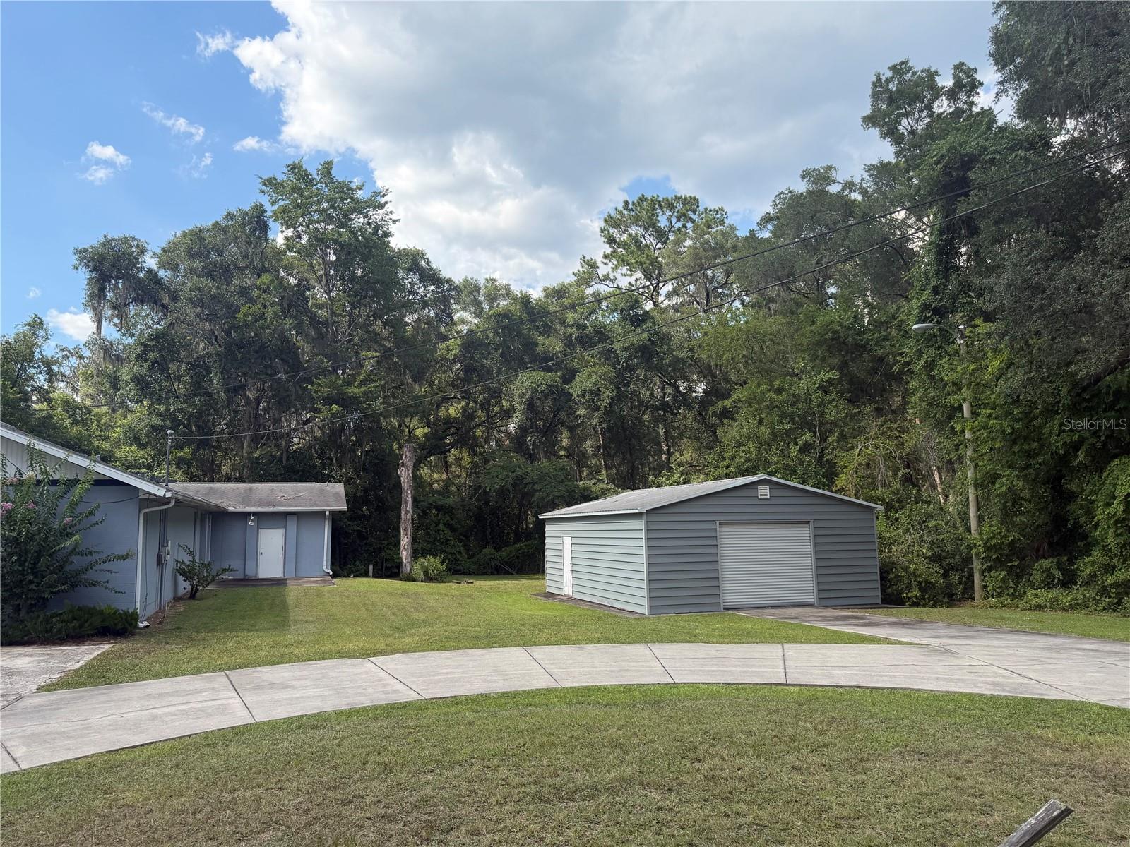 5561 NE 35TH STREET
