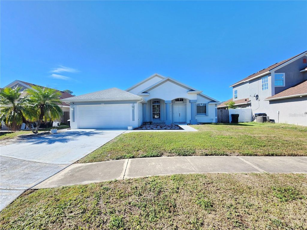 Photo of 2303 Laurel Pine Lane, Orlando, FL 32837 (MLS # O6369620)