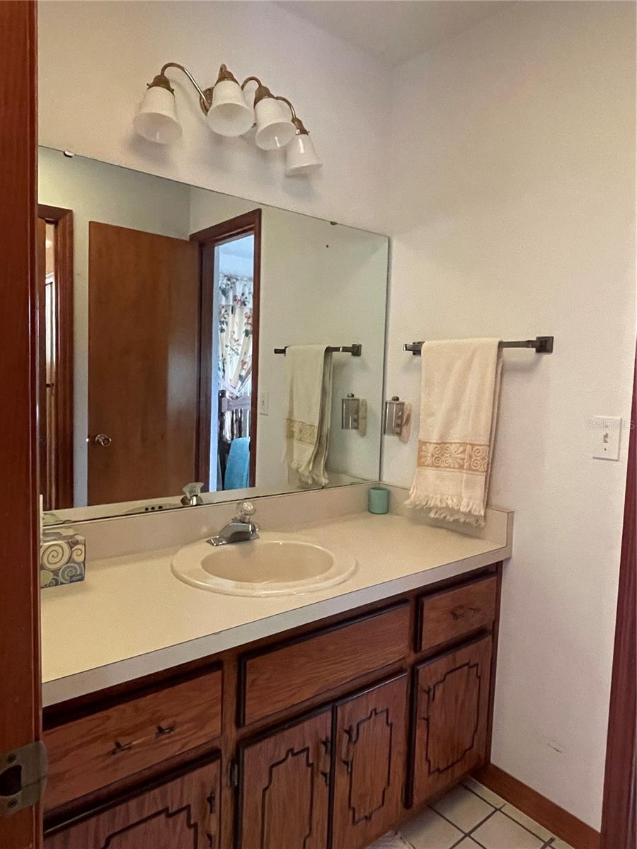 KING GROVE - Residential