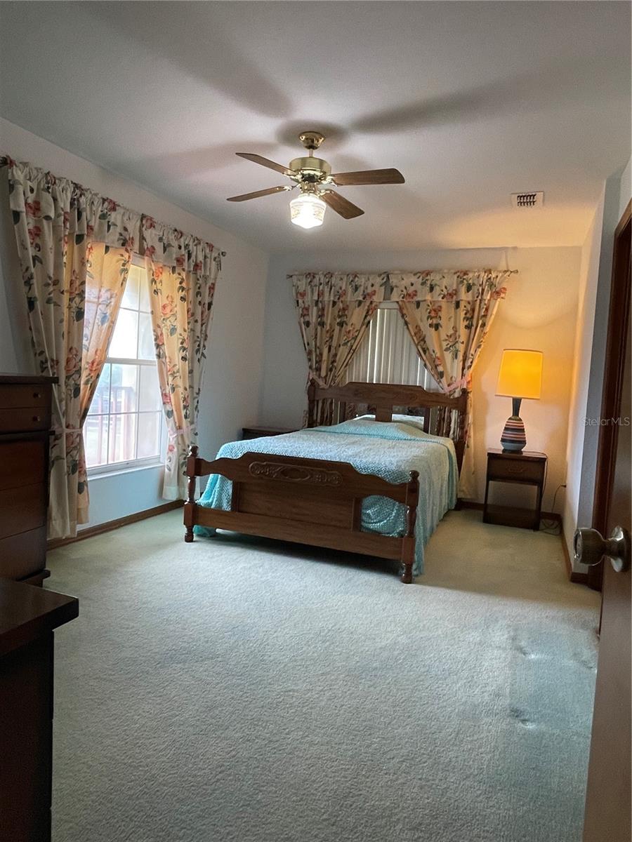 KING GROVE - Residential