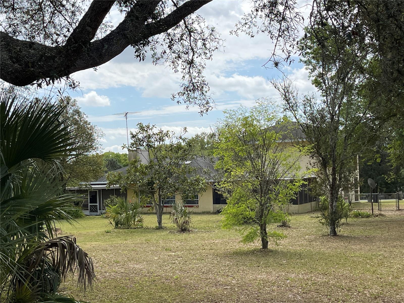 KING GROVE - Residential