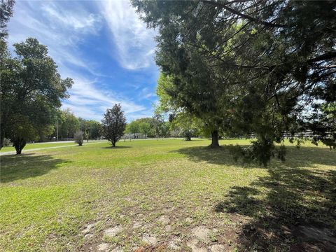 Tiny photo for 15121 SE 175th Street, Weirsdale, FL 32195 (MLS # G5110890)