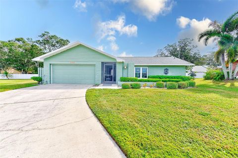 A home in PALM HARBOR