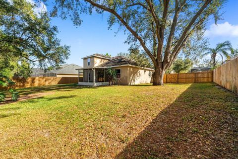 A home in VALRICO