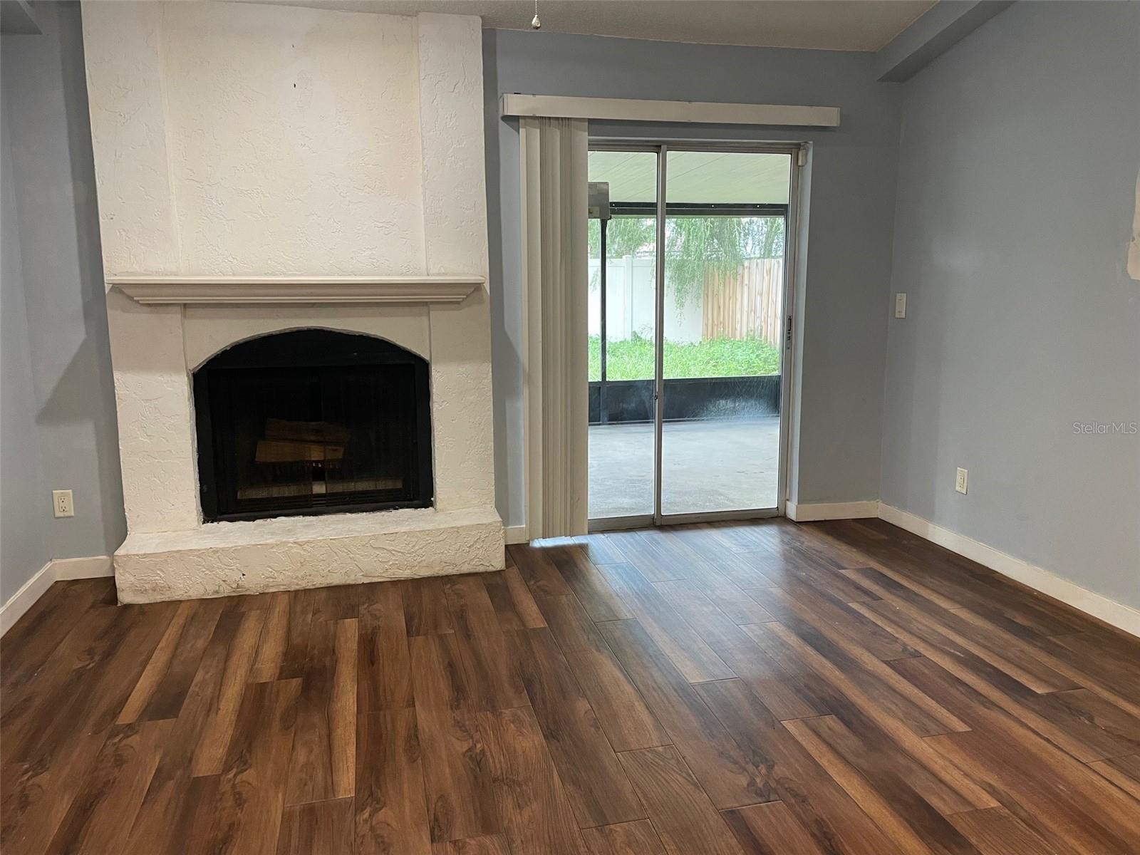 LOWELL VILLAGE - Residential