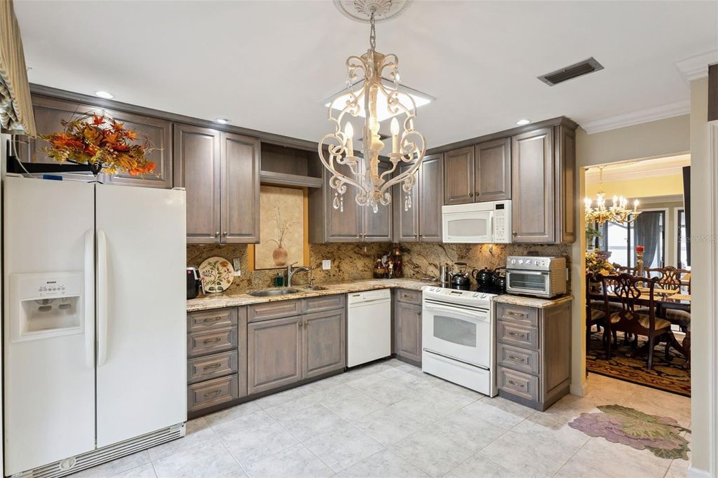 Photo of 690 Lake Villas Drive, Altamonte Springs, FL 32701 (MLS # S5144675)