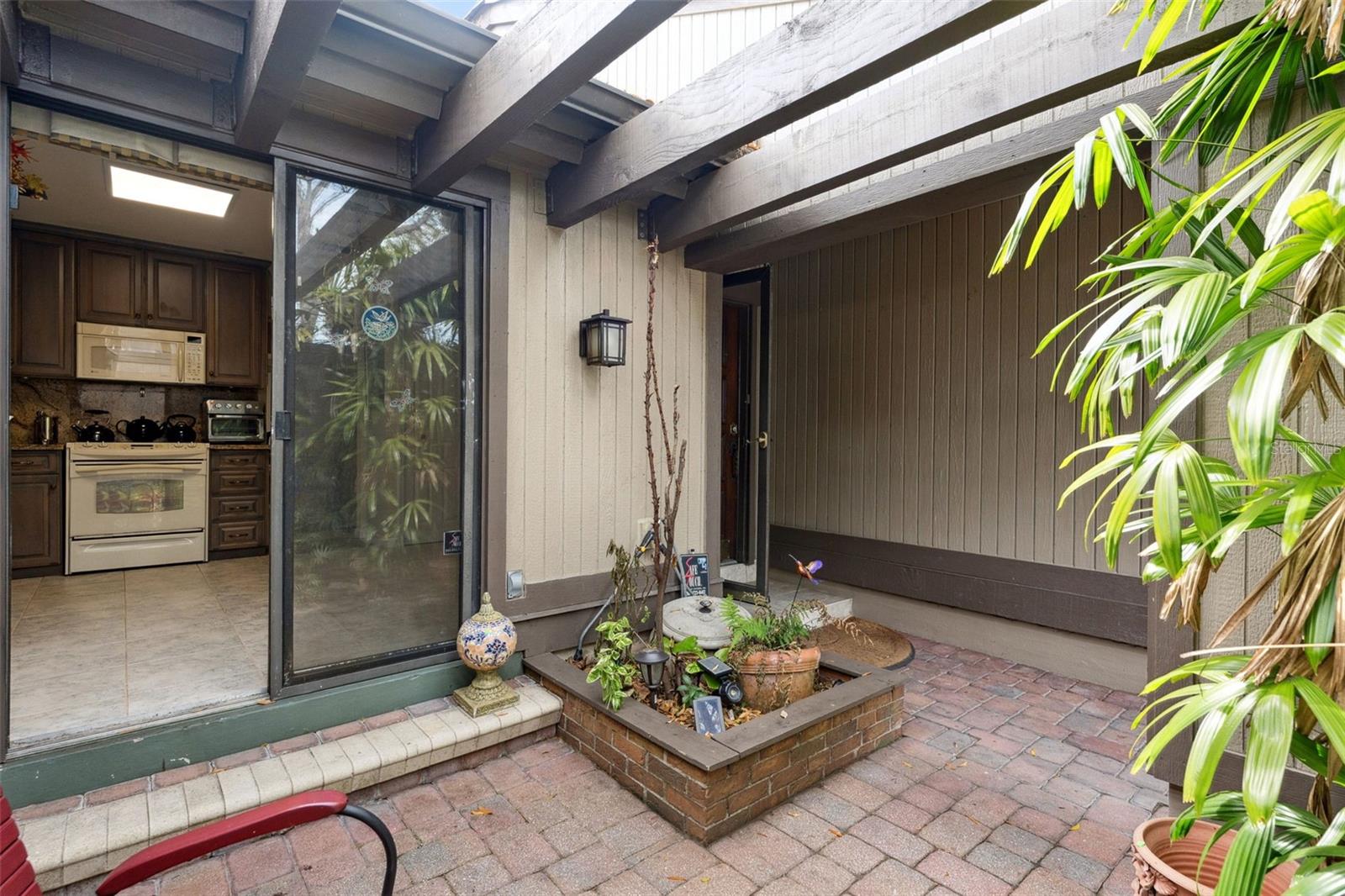 LAKE VILLAS CONDO - Residential