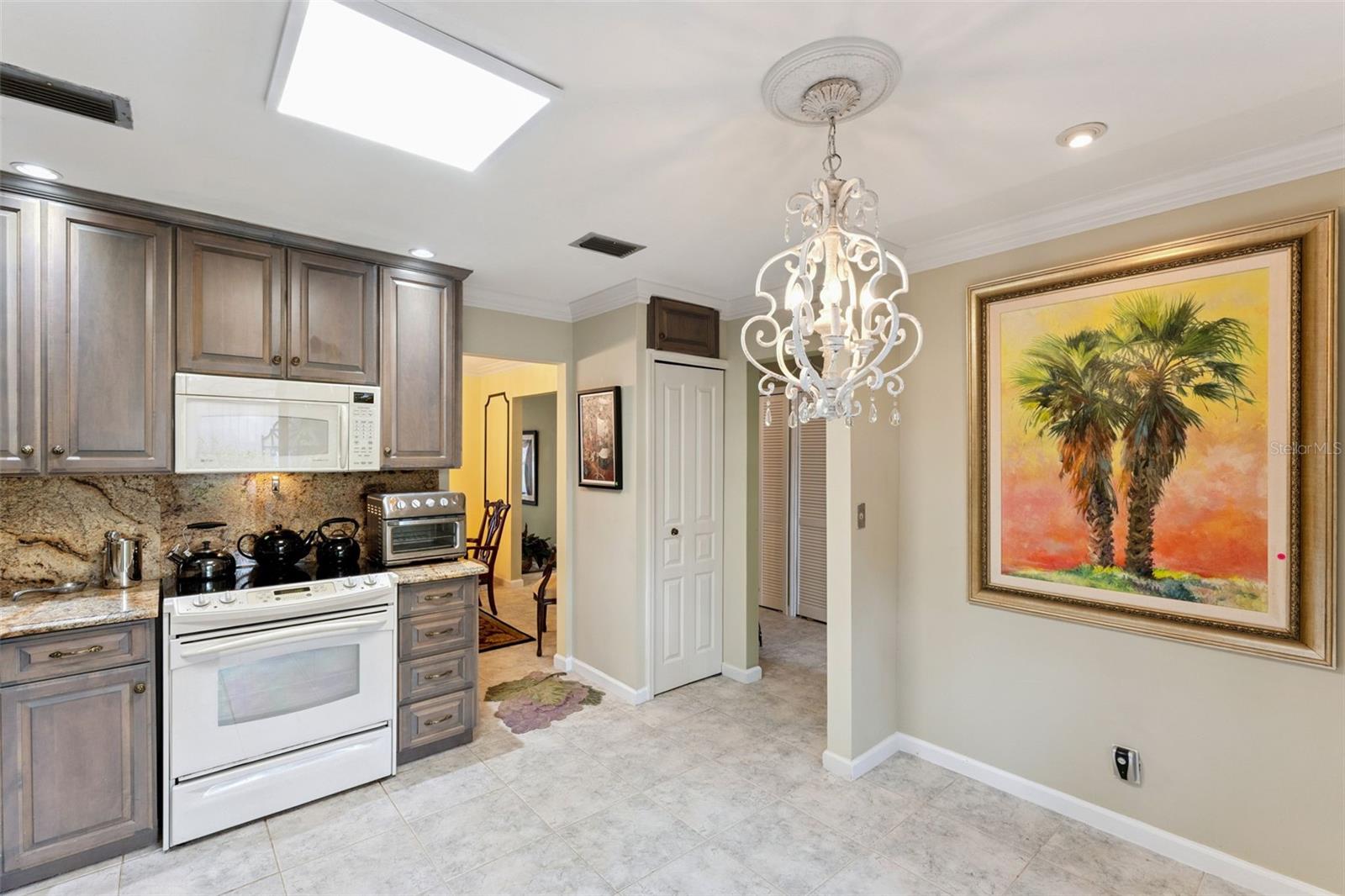 LAKE VILLAS CONDO - Residential