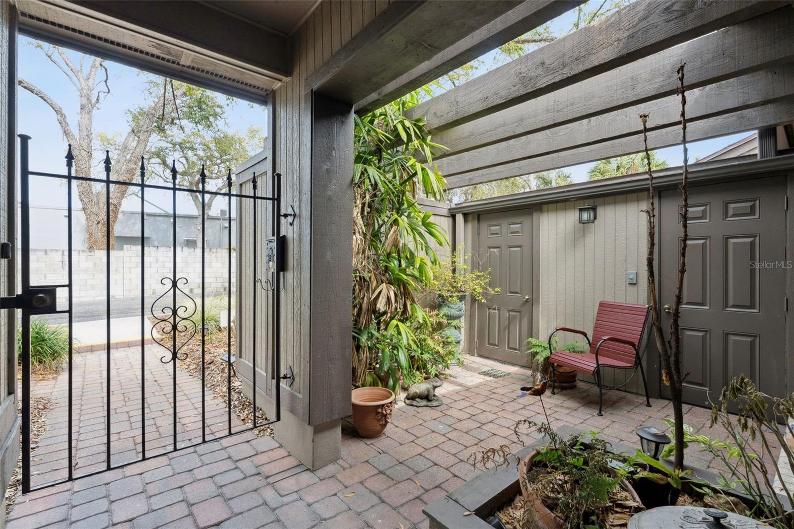 LAKE VILLAS CONDO - Residential