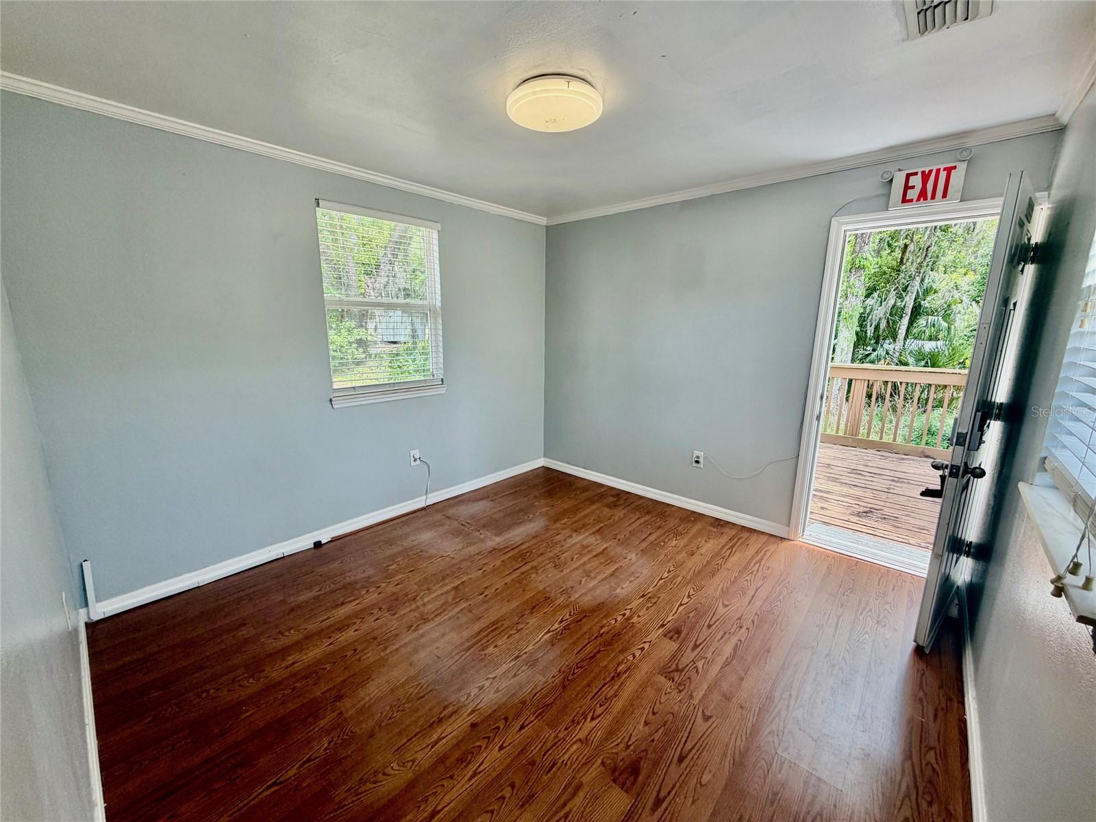 SAXONS ADD TO BROOKSVILLE - Commercial Lease