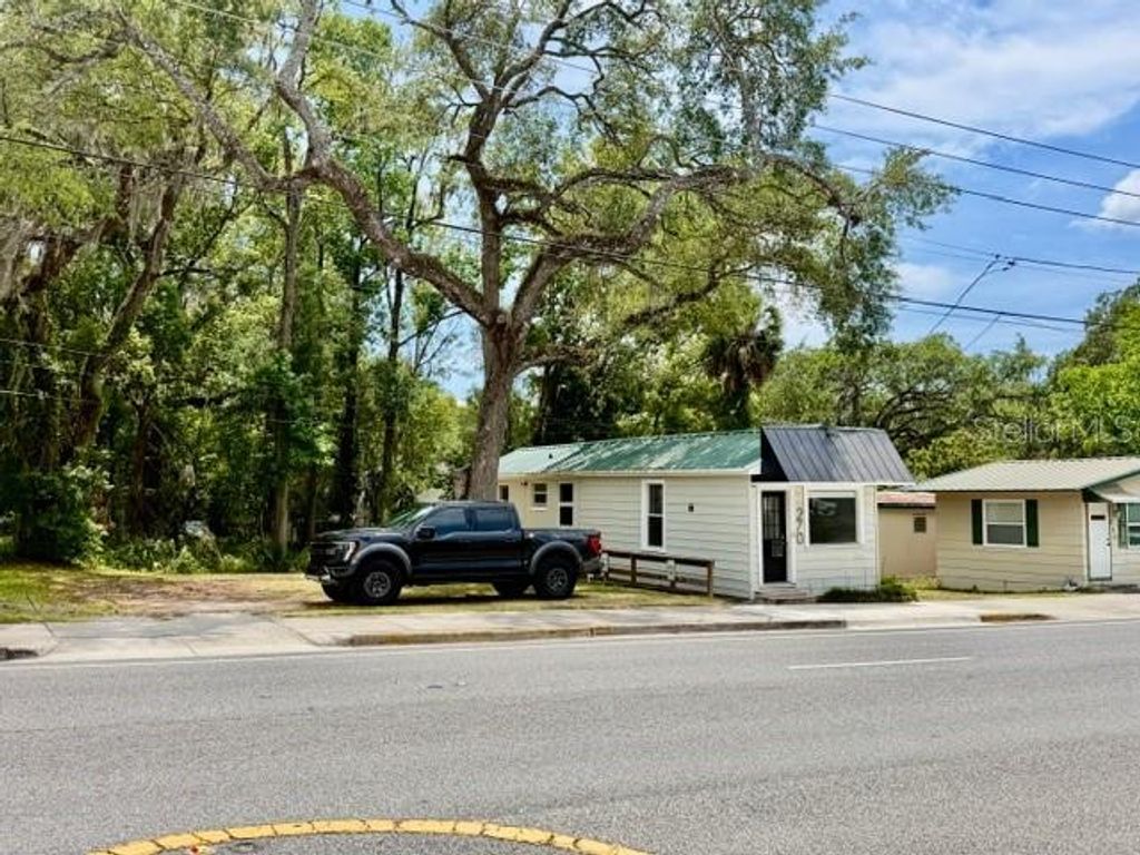 Photo of 270 N Broad Street, Brooksville, FL 34601 (MLS # TB8504179)