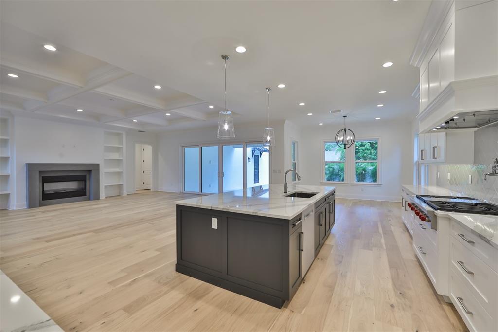 PICADILLY - Residential