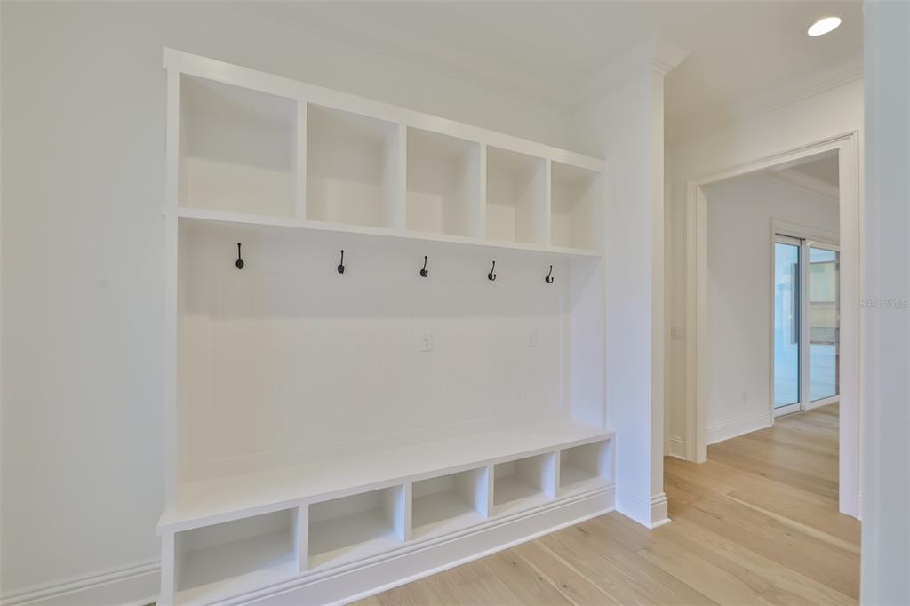 PICADILLY - Residential