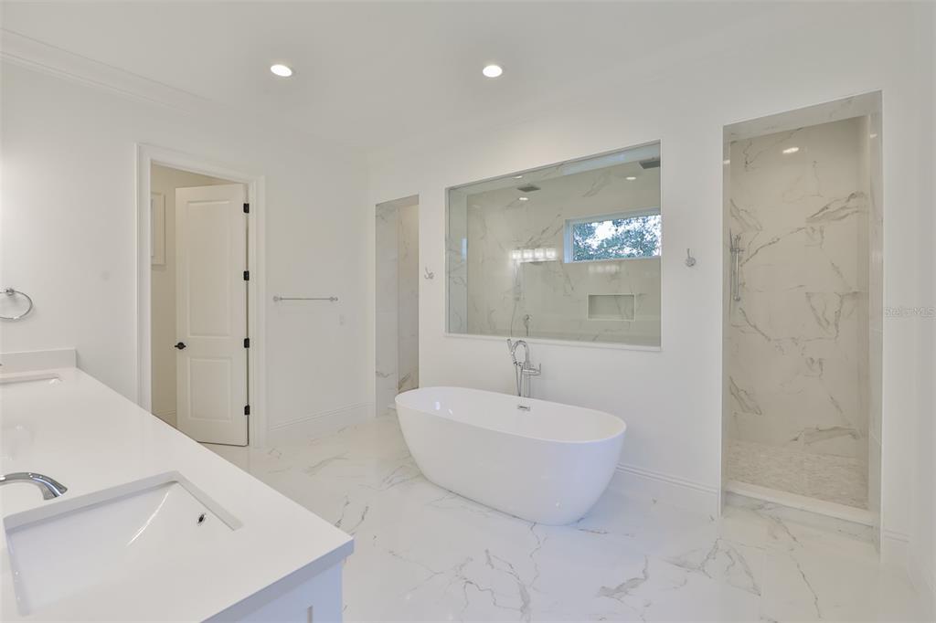 PICADILLY - Residential