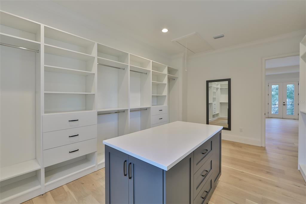 PICADILLY - Residential