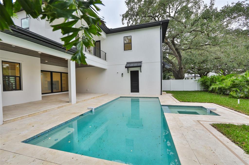 PICADILLY - Residential