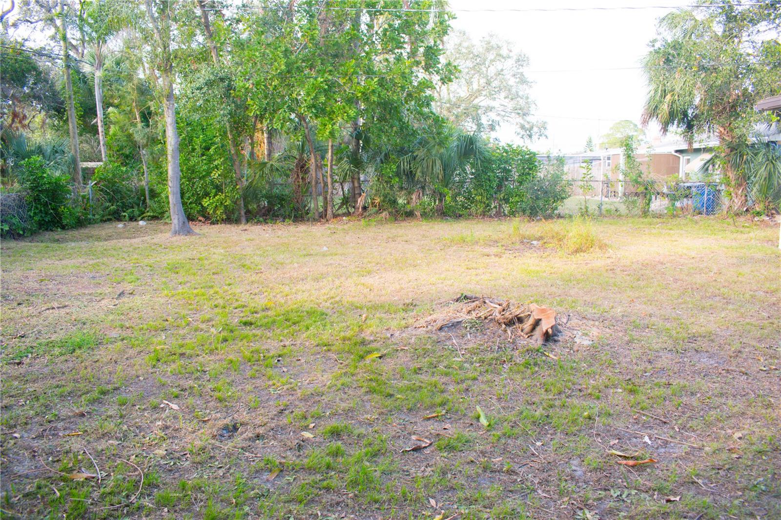 SALINAS EUCLID PARK SUB - Residential Lease