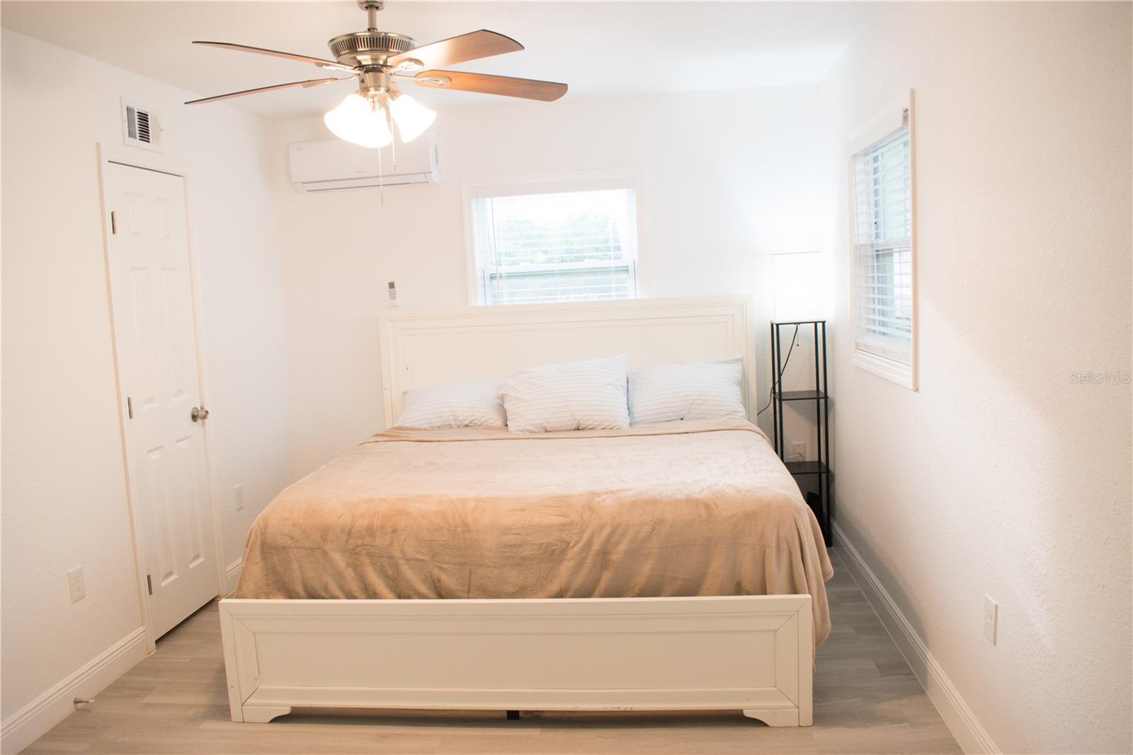 SALINAS EUCLID PARK SUB - Residential Lease