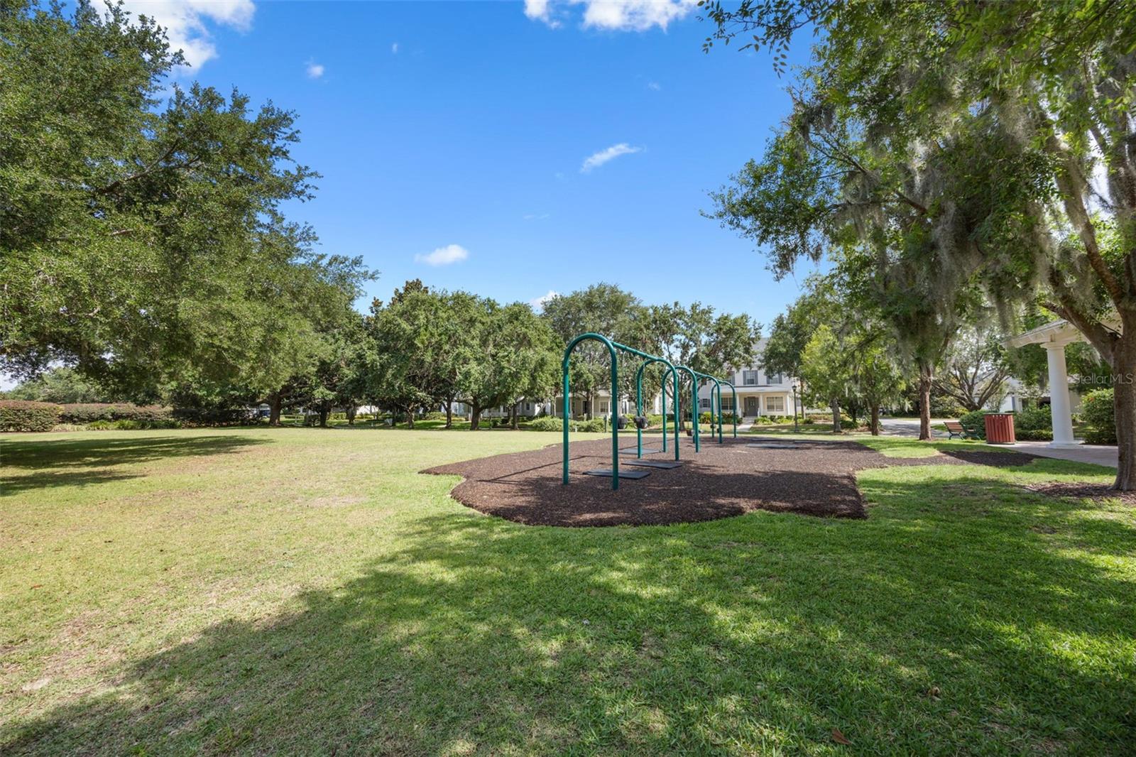 KEENES POINTE - Residential