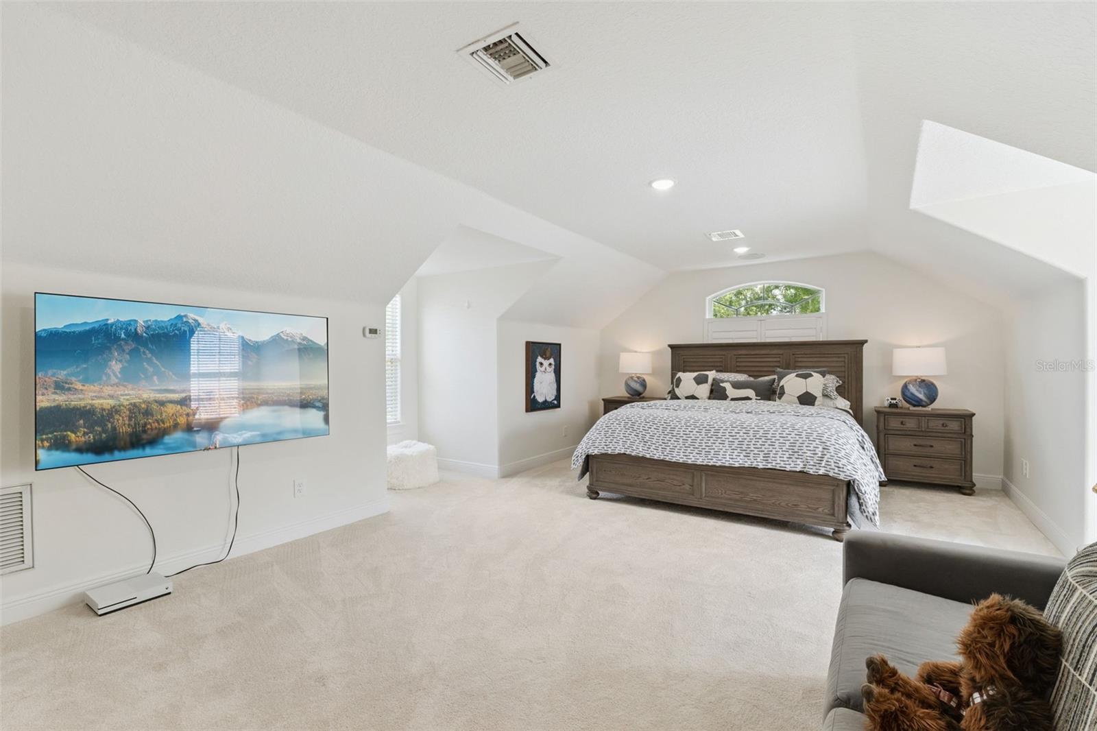 KEENES POINTE - Residential