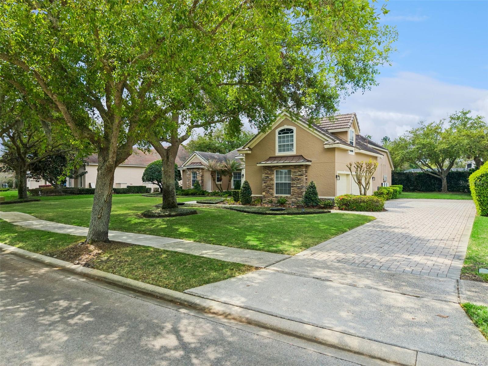 KEENES POINTE - Residential